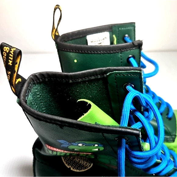 Dr. Martens TMNT Leonardo Boots GLOW IN THE DARK – Rare – Women’s 7 / Men’s 6 - Picture 10 of 14